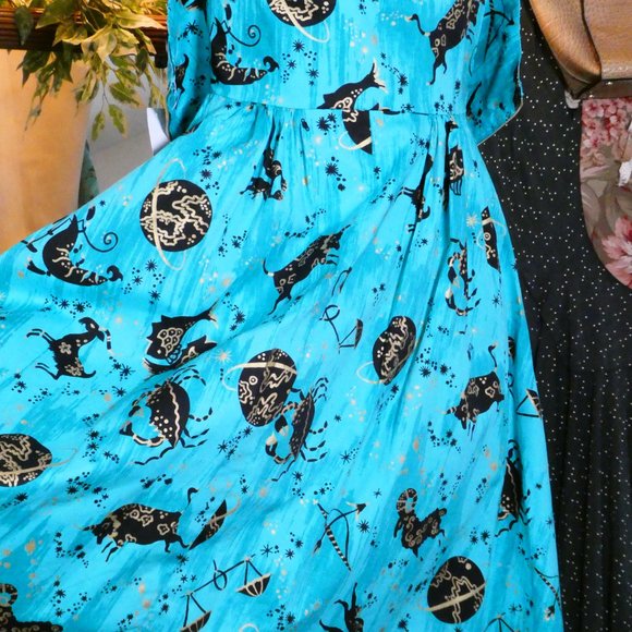 Trashy Diva 1950s Style MARILYN PARADE SWING DRESS - ASTROLOGY PRINT Sz 2 - Picture 6 of 12